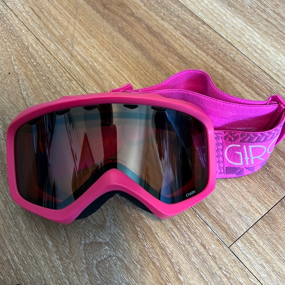 Giro youth goggles - good for smaller faces but not toddler or little kids